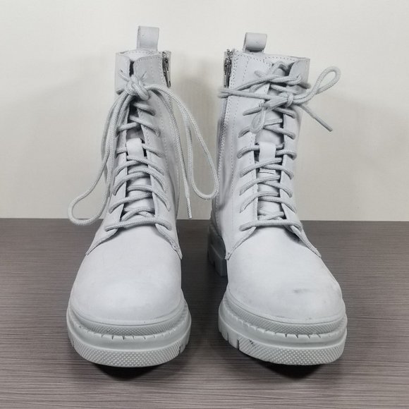 Steve Madden Jamisyn Lace-Up Leather Combat Boot, Light Gray, Womens Size 8 M - Picture 2 of 11